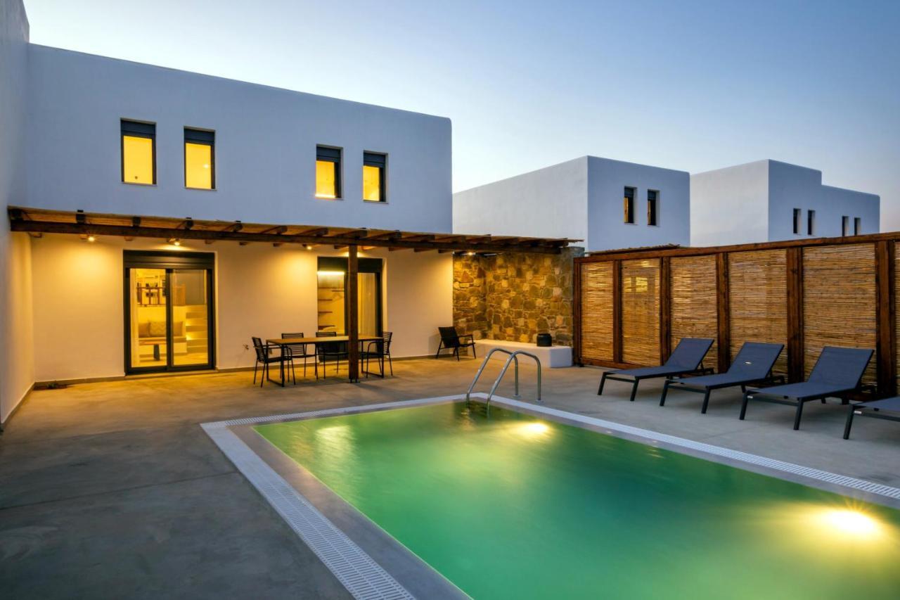 Cato Agro 4, Seafront Villa With Private Pool Afiartis Luaran gambar